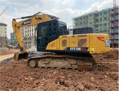 EXCAVADORA XINA SY215C USADA DEL 2018